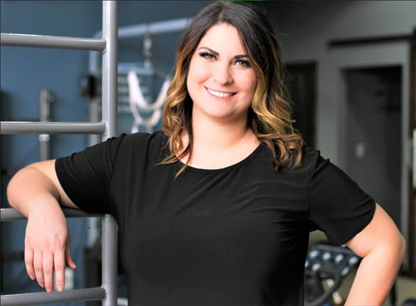 dr alysha alonzo - chiropractor in st charles il