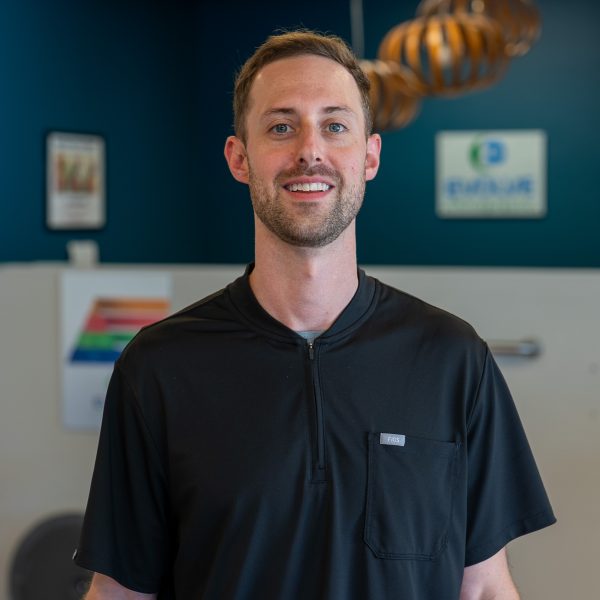 Chiropractor in Naperville Dr. Eric Arthur Evolve Chiropractic of Naperville (1)