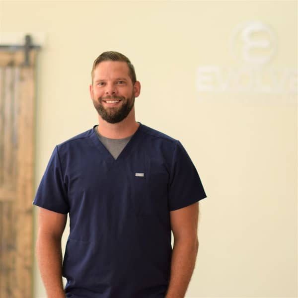 Dr. Travis Bond picture